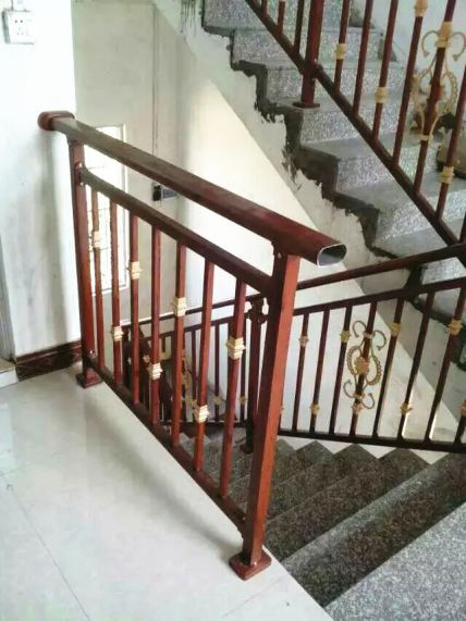 鋅合金玻璃陽臺護(hù)欄、鋅鋼玻璃陽臺護(hù)欄介紹